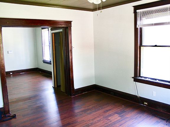 4th image of 518 Union Ave #1