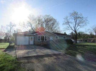 5050 Finlay Dr, Flint, MI 48506