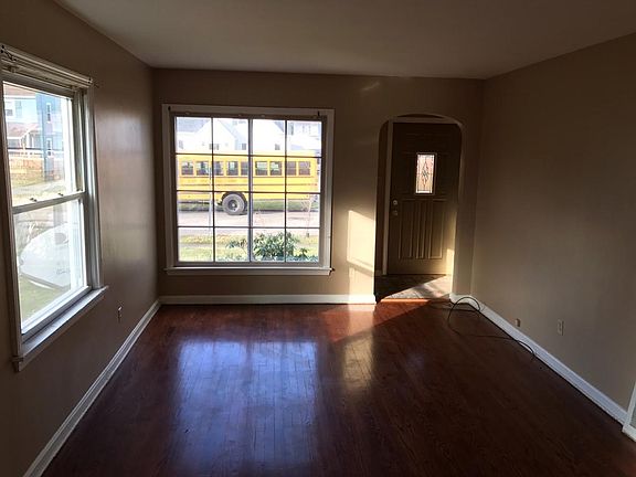 3rd image of 14 Victor Ave