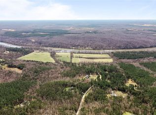 1201 Lickinghole Rd, Goochland, VA 23063