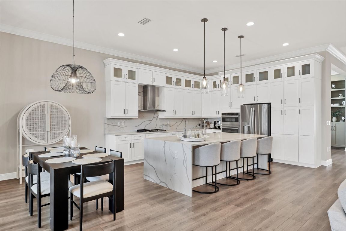 next background image