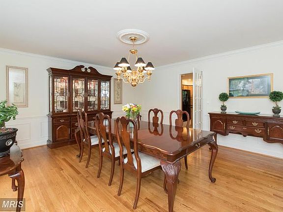 5th image of 1400 Lytham Ct