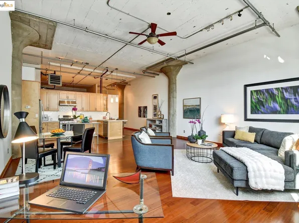 247 4th St APT 204, Oakland, CA 94607