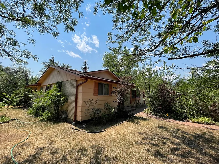 4280 E Aurora Ave — Photo 5