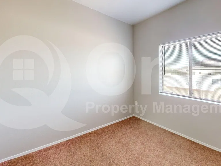 2012 W Dozemary Ct — Photo 5