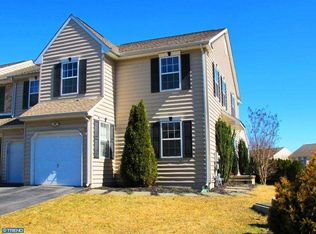 16 Village Ct, Wilmington, DE 19805