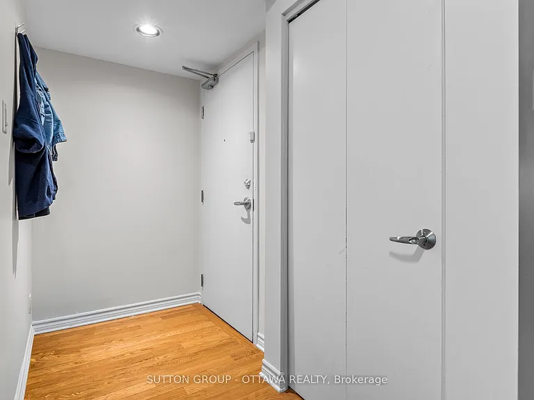 445 Laurier Ave W #905 — Photo 11