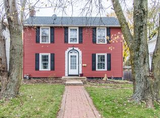 1208 W Galena Blvd, Aurora, IL 60506