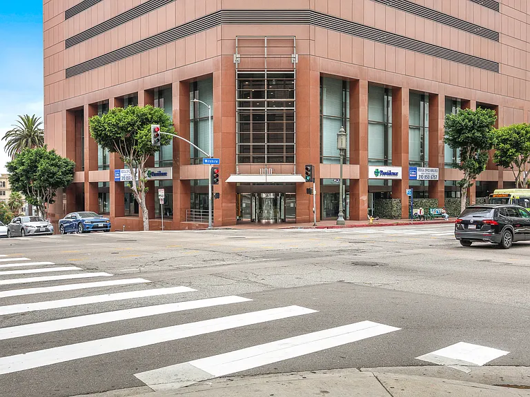 1100 Wilshire Blvd #2607 — Photo 35