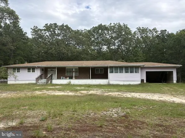 7314 3rd Ave, Mays Landing, NJ 08330