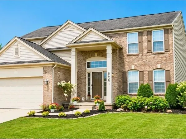 56291 Hastings Dr, Macomb, MI 48042