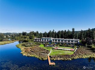 16929 Inglewood Rd NE #203, Kenmore, WA