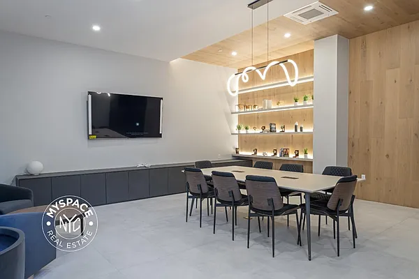 Rented by Carroll Development Leasing LLC | media 23