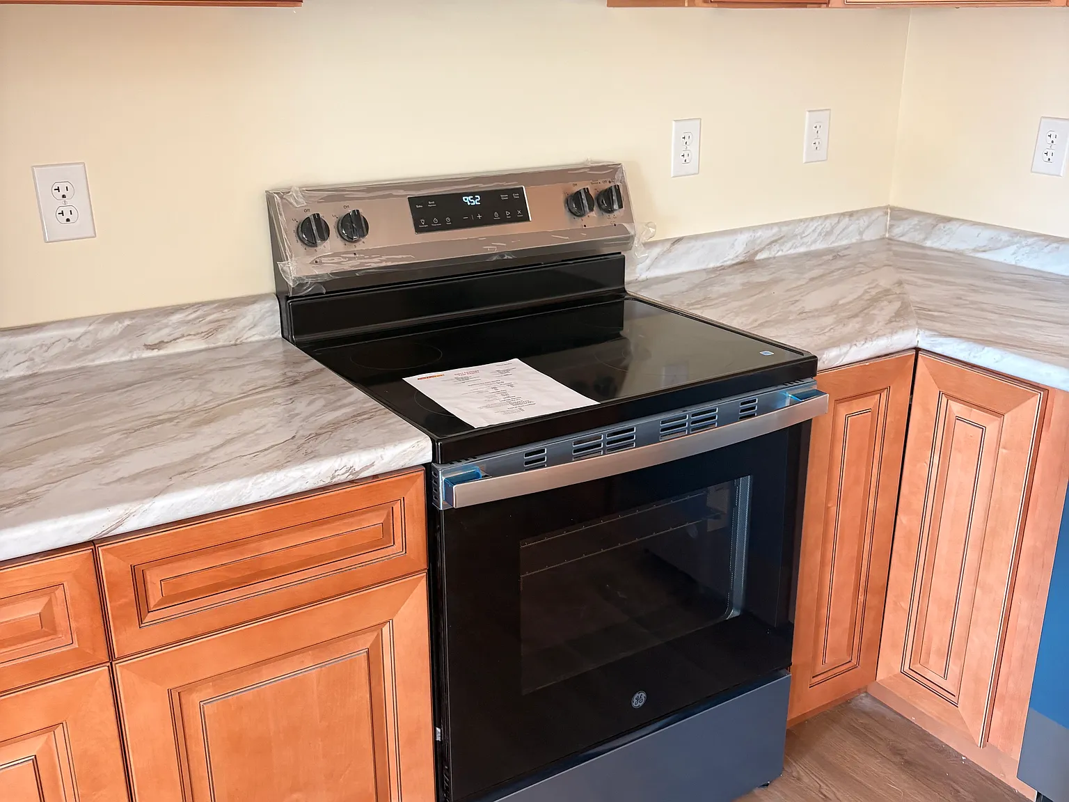 1 bed, 880 sqft, $1,000 — Photo 2