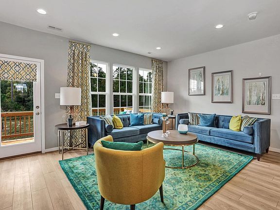 5960 E Stonepath Garden Dr-large-005-6-Living Room-1500x1000-72dpi