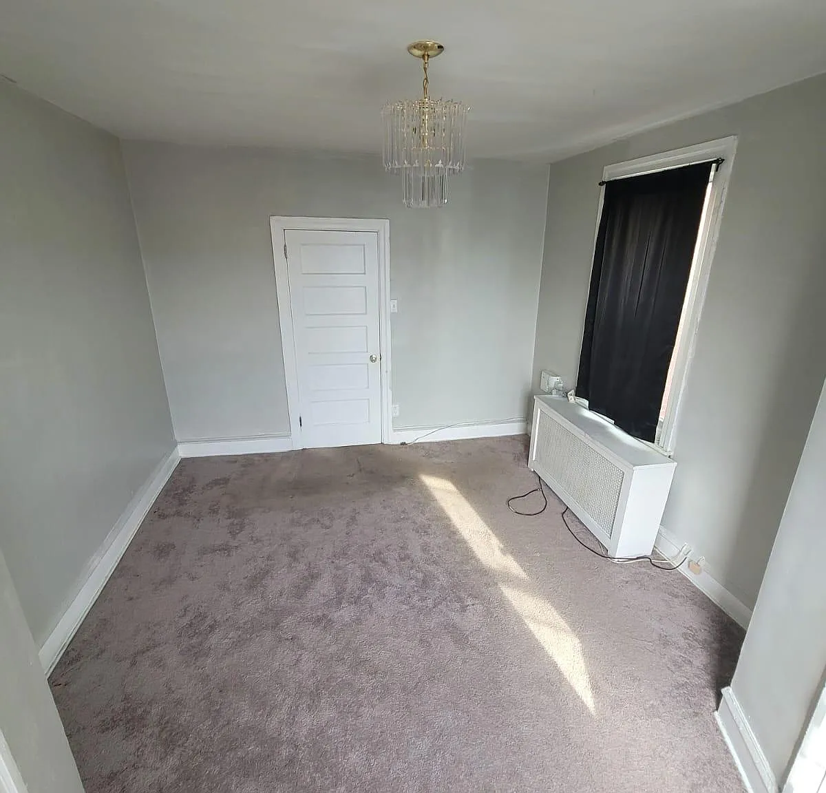 2 bed, 950 sqft, $1,300 — Photo 3