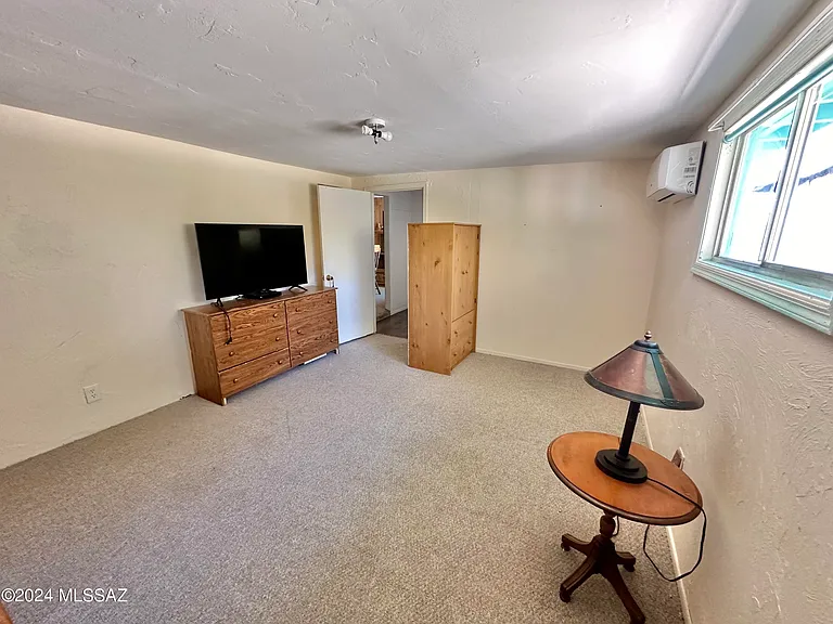 1490 N John Adams St — Photo 26