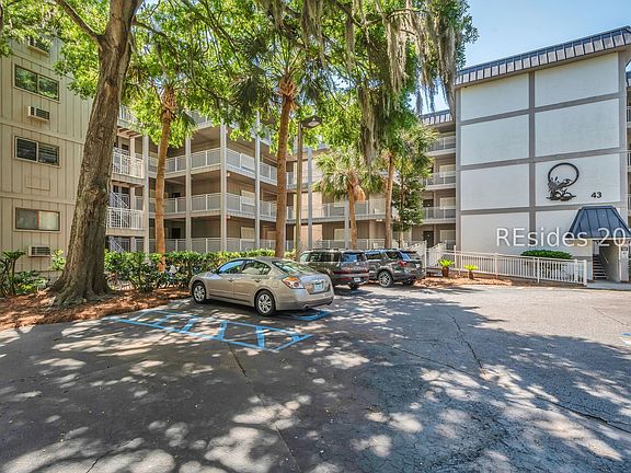 4th image of 43 S Forest Beach Dr APT 201