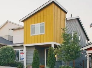 832 SW 97th St, Seattle, WA 98106