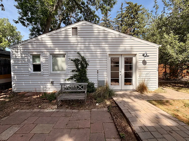 947 Terry St #A — Photo 16