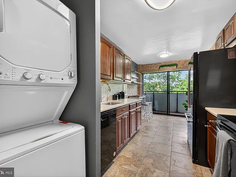 5300 Columbia Pike #701 — Photo 22
