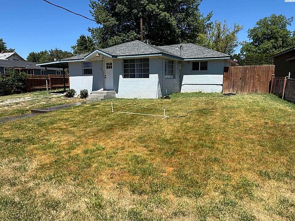 2nd image of 1109 Maple Way