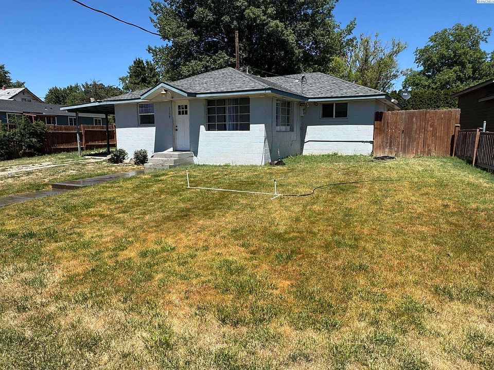 2nd image of 1109 Maple Way