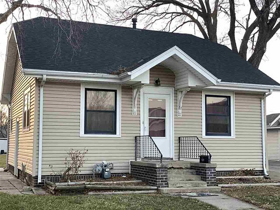 1st image of 207 N Pine St