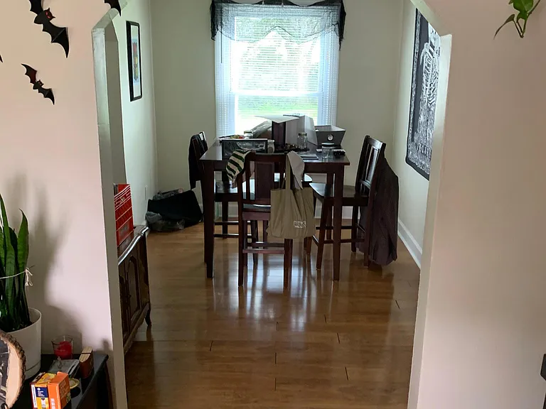 817 Douglas Ave — Photo 5