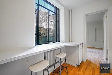 Rented by Bond New York