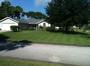 1745 19th Ave SW, Vero Beach, FL 32962