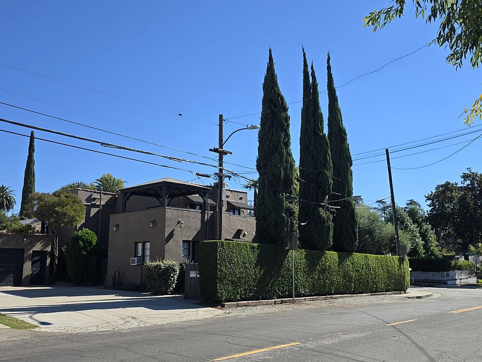 1st image of 675 E Woodbury Rd #675