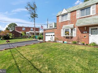 19 Jackson Ave, Ridley Park, PA 19078