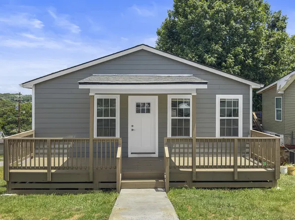 511 N A St, Lenoir City, TN 37771