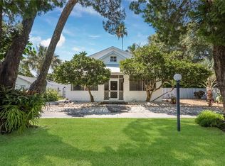 680 Broadway St, Longboat Key, FL 34228