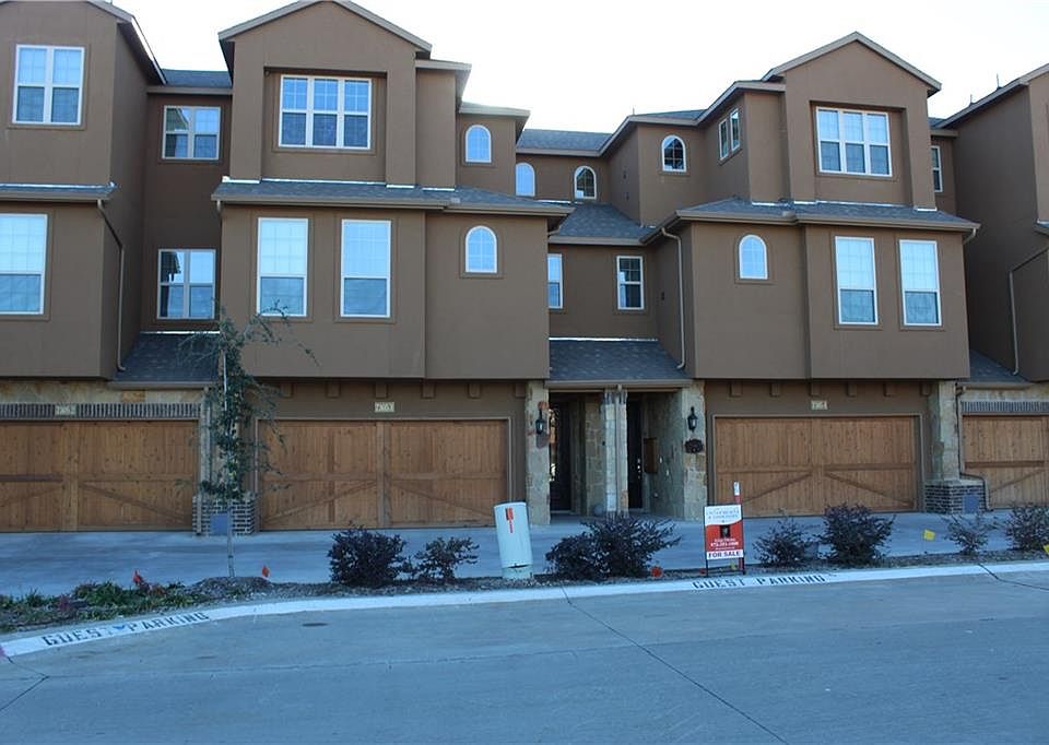 1st image of 7305 Venice Dr Unit 3