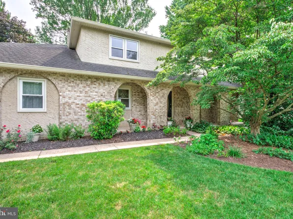 3312 Cochran Dr, Lancaster, PA 17601