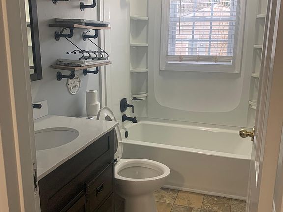 5th image of 1405 19th St