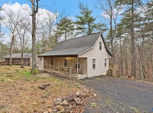 203 Beech Rd, Basye, VA 22810