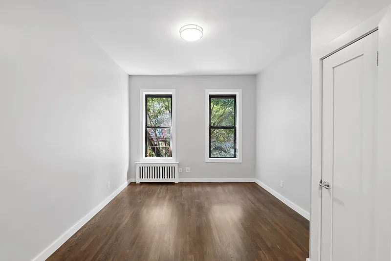 311 E 73rd St #3A