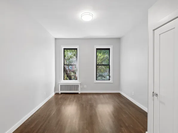 311 East 73rd Street image 1 of 5