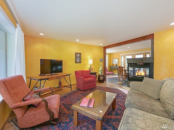 5th image of 712 E Guiberson St