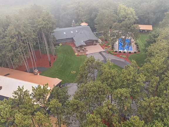 3rd image of 227 River Crest Dr