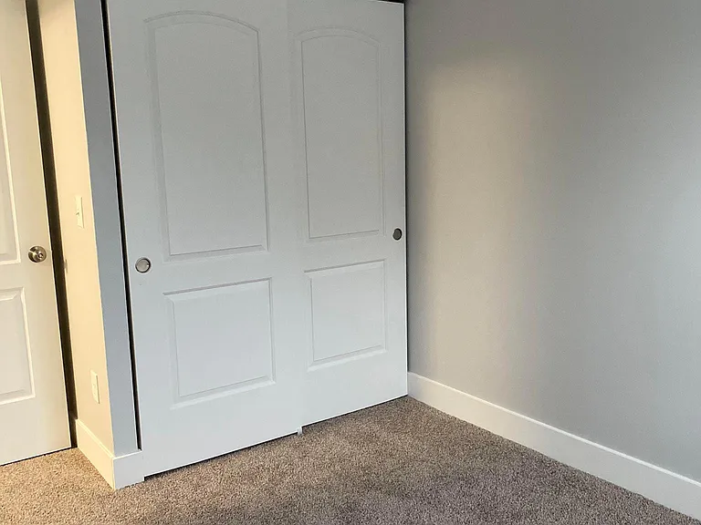 Sussex-Newly Upgraded 2nd Bedroom