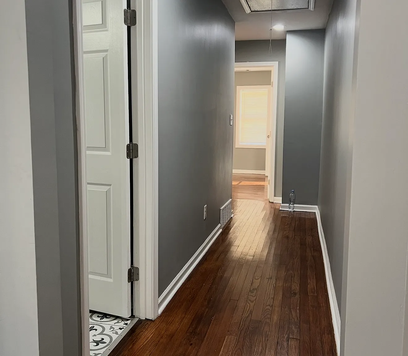 2 bed, $1,100 — Photo 3