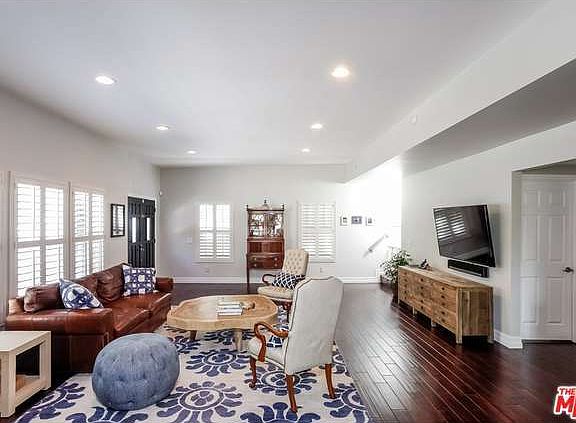 5th image of 2647 Canyon Dr