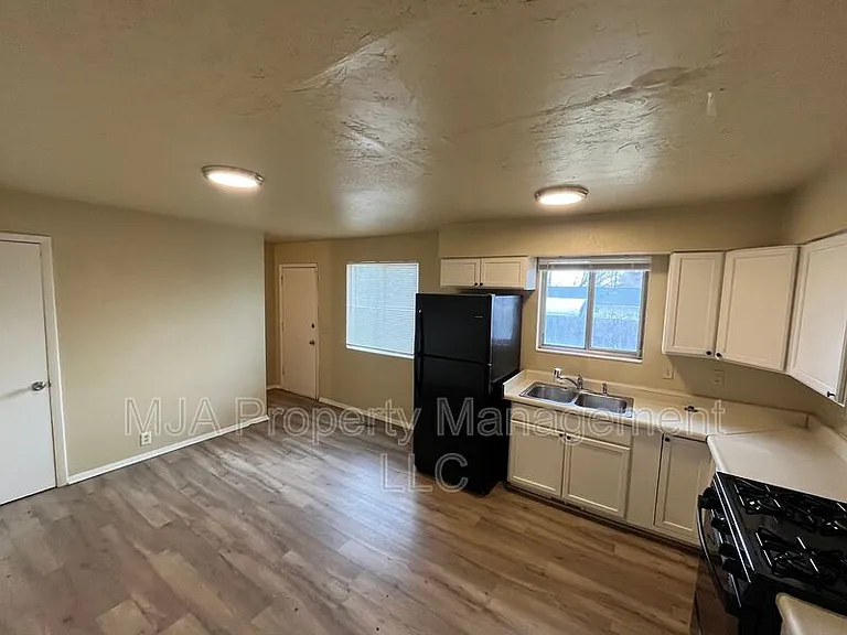 4071 W Sun Dr — Photo 3