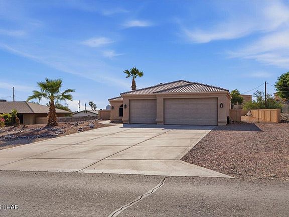 3rd image of 3937 Chemehuevi Blvd