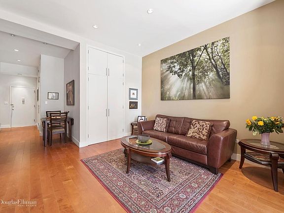 4th image of 3 Hanover Sq APT 15E