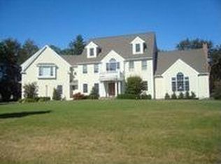 94 Homestead Ln, Hanover, MA 02339